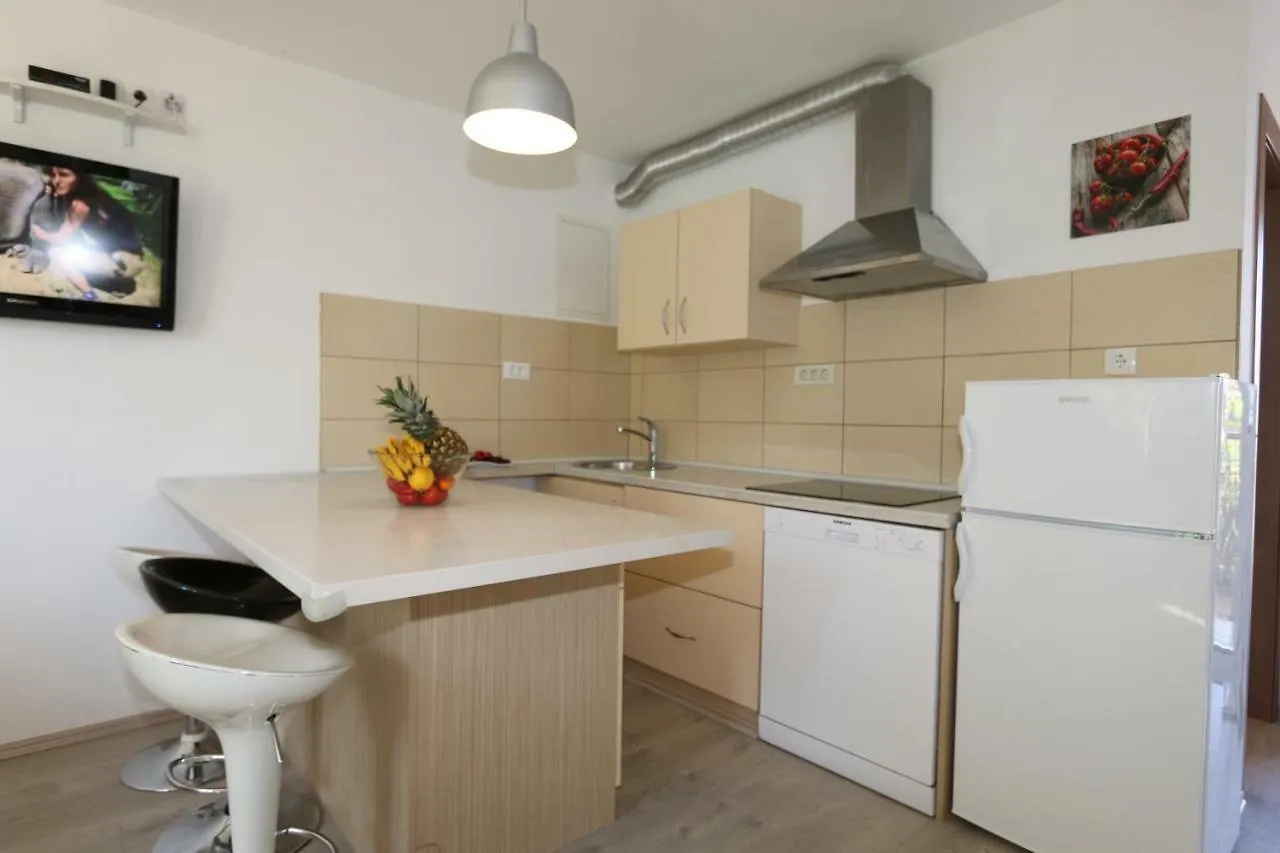 Apartman Ema Malinska Apartment